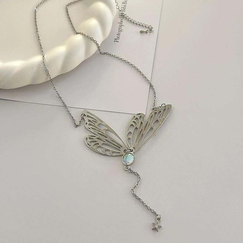 Light Luxury Temperament Hollow Butterfly Wings Star Fringed Collarbone Chain New Personality Internet Celebrity Niche Design Necklace