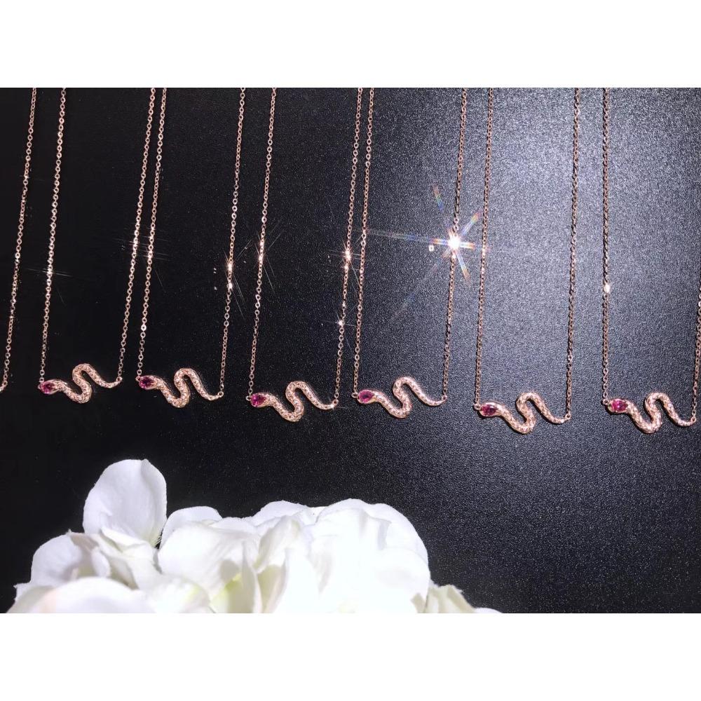 New Snake Shaped Copper Zirconium Pendant Necklace Black Crystal Necklace