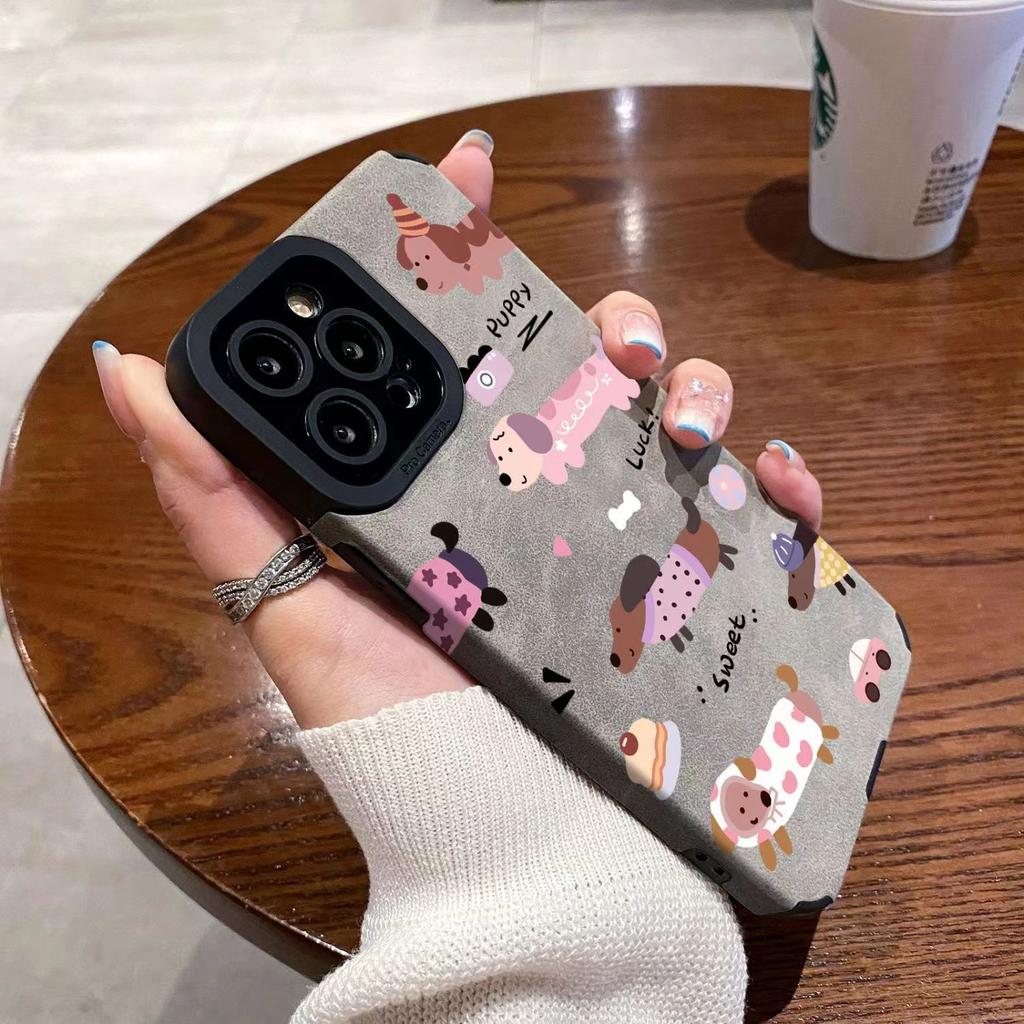 Retro Overturned Fur Cute Dachshund Dog Suitable for New Apple 16promax Anti Fall Phone Case 15iphone14