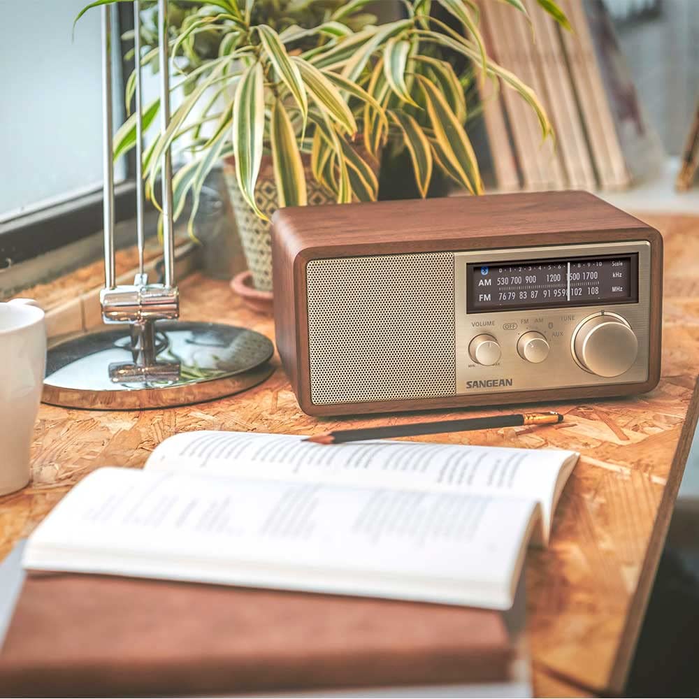 SANGEAN WR-302 Bluetooth Speaker with FM/AM Radio, Walnut [Bluetooth Compatible]
