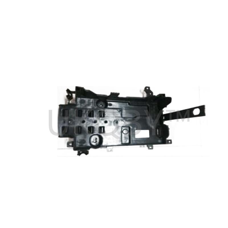 95034808 Suitable for Ch ev ro le t Av eo Transition bracket base cover dust cover