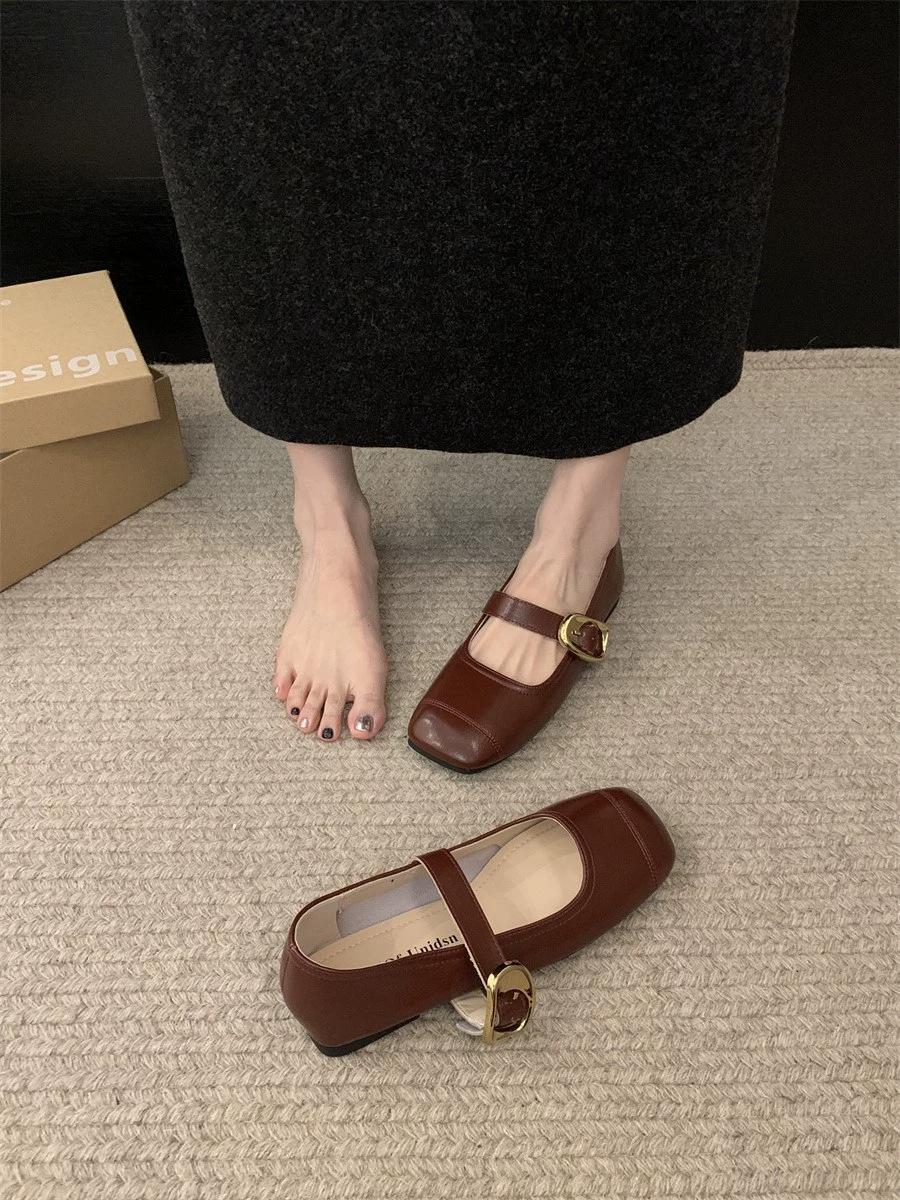 

Туфли Мэри Джейн с мягкой поверхностью от French light mouth женские 2025 весна новые однословные поясные туфли для пригородных поездок универсальные туфли на плоской подошве женские туфли 35 бордовый