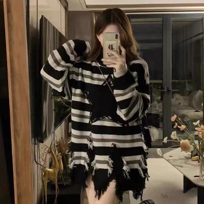 Autumn and Winter Thick Sweater Men's Korean Edition Trendy Loose Japanese Knitted Sweater Winter Ins Hong Kong Style Lazy Thread Coat