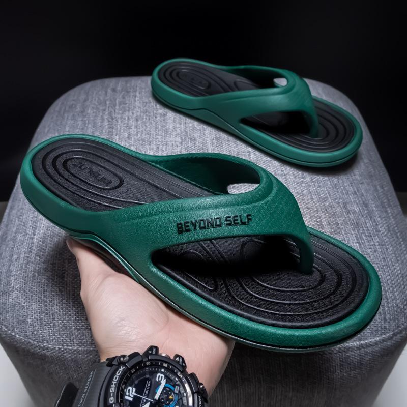 Men's Chappals Outdoor Summer Beach Slippers Non-Slip Thick Sole Home House Casual Sandals Wholesale Flip Flops Slippers for Men