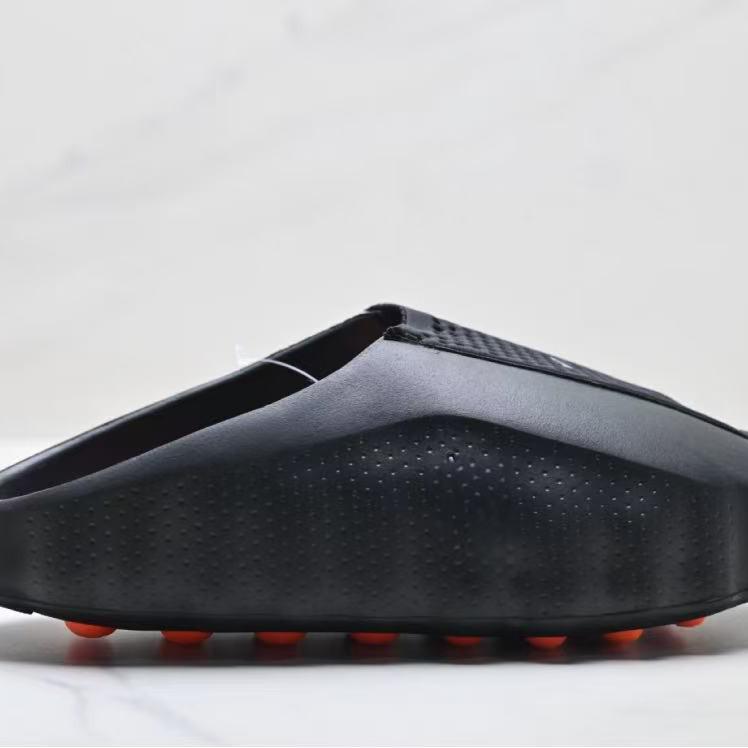 Original Box Men's Closed-Toe Slippers Mind001: Pre-Match Training, Comfort Grip Fit