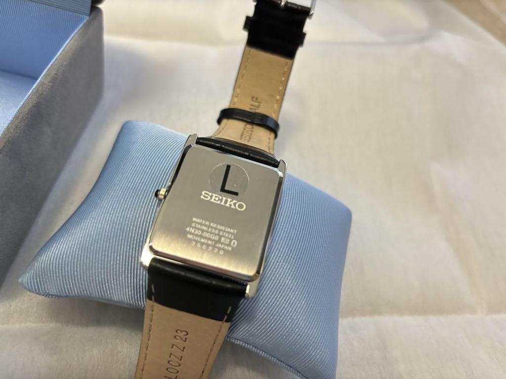 [USED] SEIKO tank type (model number 4N30-0GD0)