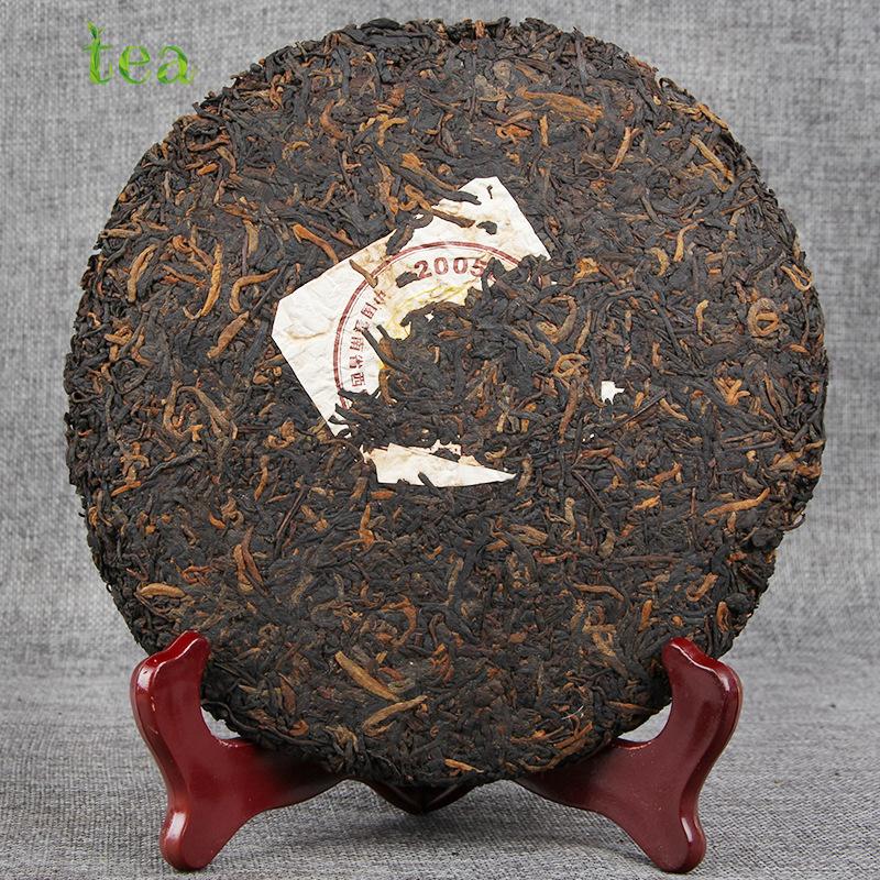 In 2005, Menghai ripe tea cake tea was compared to Yibi tea, and Yunya Yunnan Qizi cake tea was cooked 357g