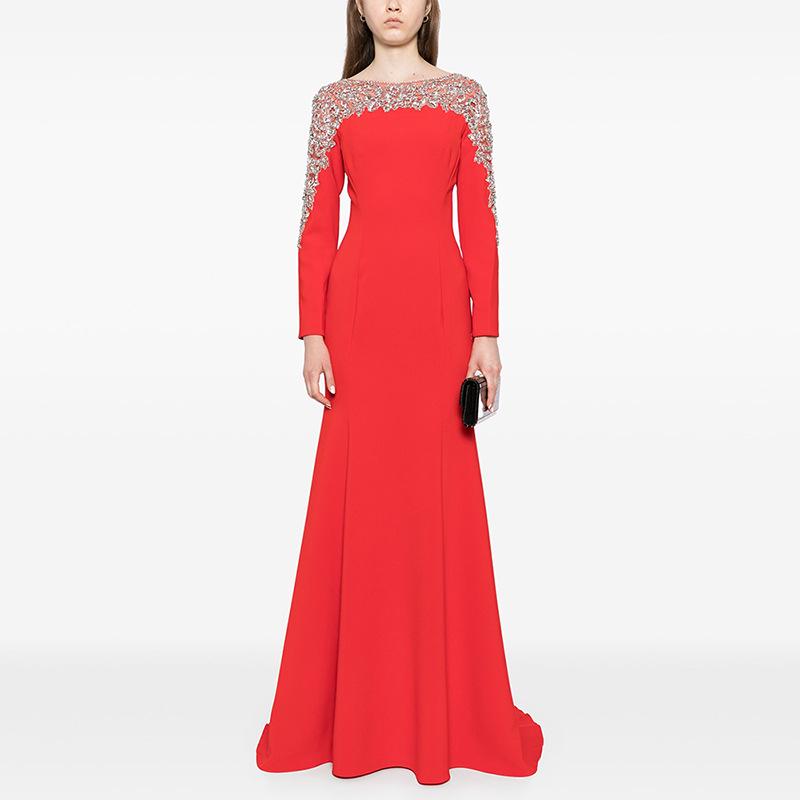 Elegant Grand Banquet Gown 2026: Mesh Splicing, Heavy Beading, Rhinestone Inlaid Long Dress