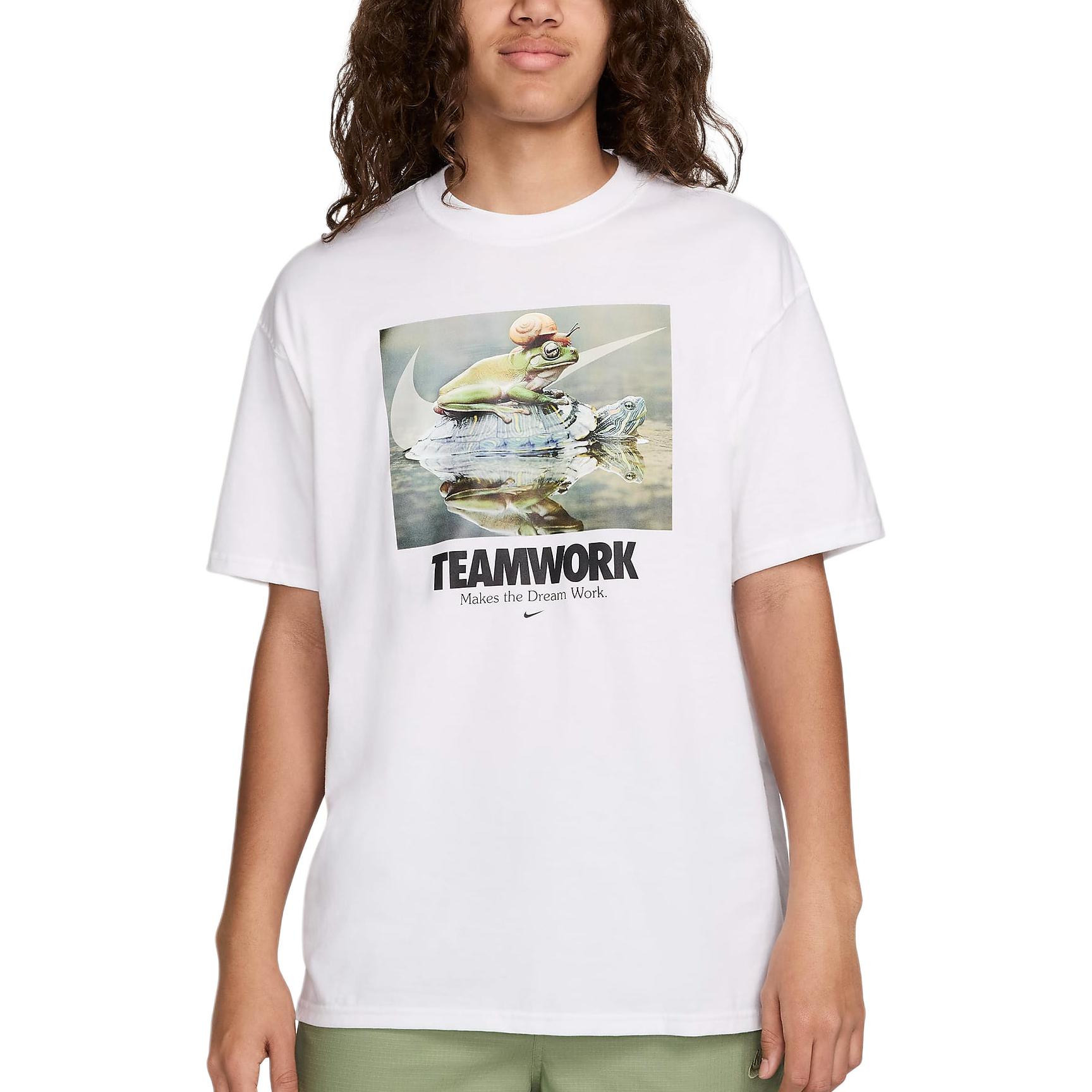 Nike Sportswear Men s Max90 T-Shirt HF0001-100 L