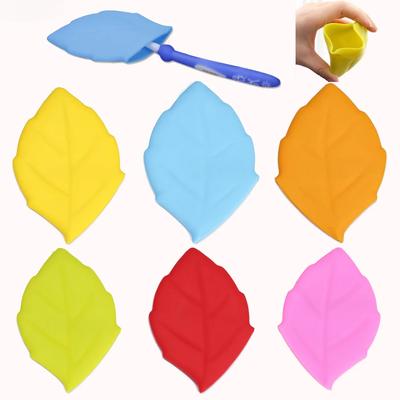 1pcs Portable Travel Silicone Water Cup Personalized Maple Leaf Shape Outdoor Washing Cup Toothbrush Holder Lid Mouth Cup