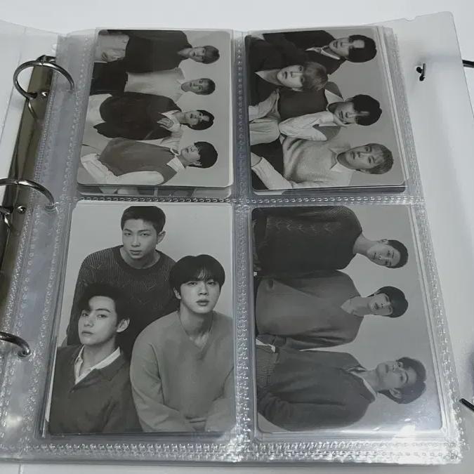 

Пуленепробиваемые монохромные фотокарточки, отпечатанные в партии