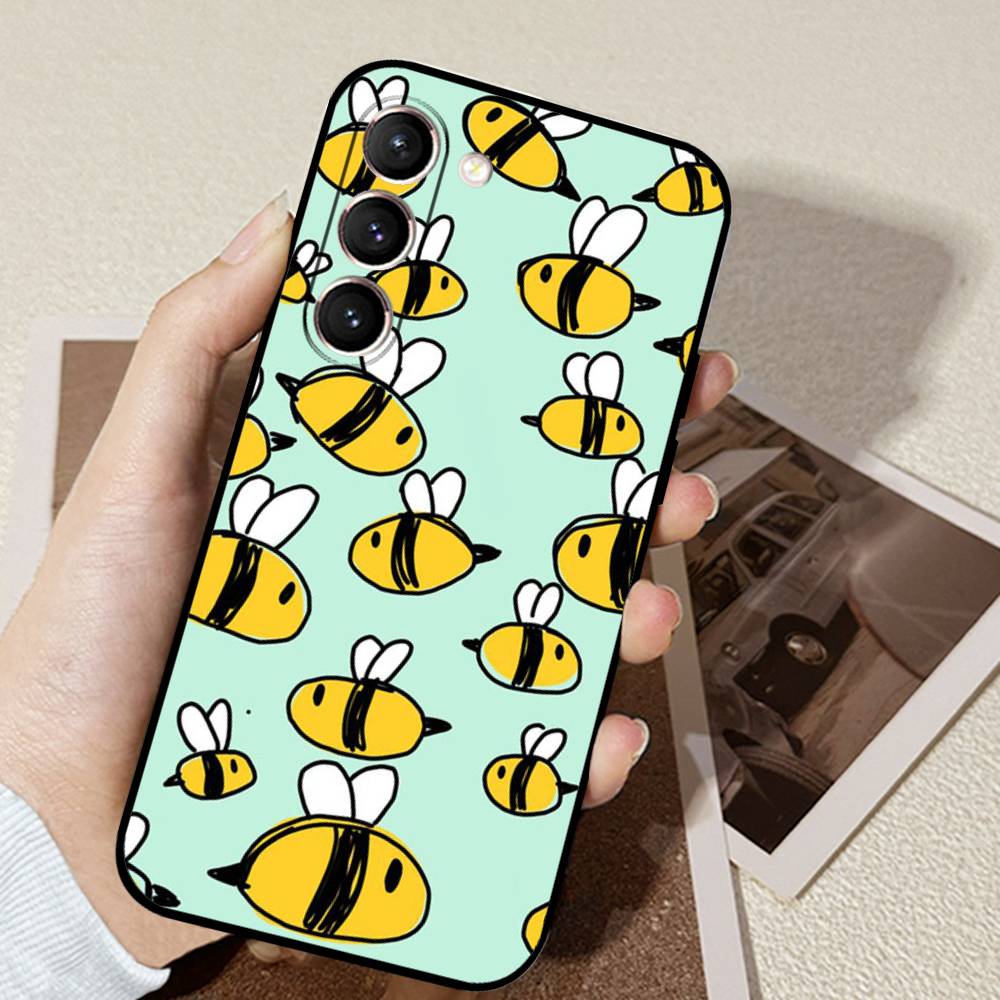 Cartoon Little Yellow Bees Phone Case For Samsung Galaxy S21 S22 S23 S24ULTRA S25ULTRA FE Ultra Plus5G A52S S26 Soft Cover