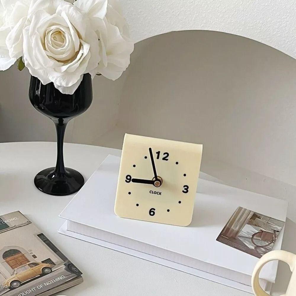 Creative Silent Desk Clock Acrylic Bedside Table Clock New Tabletop Clock