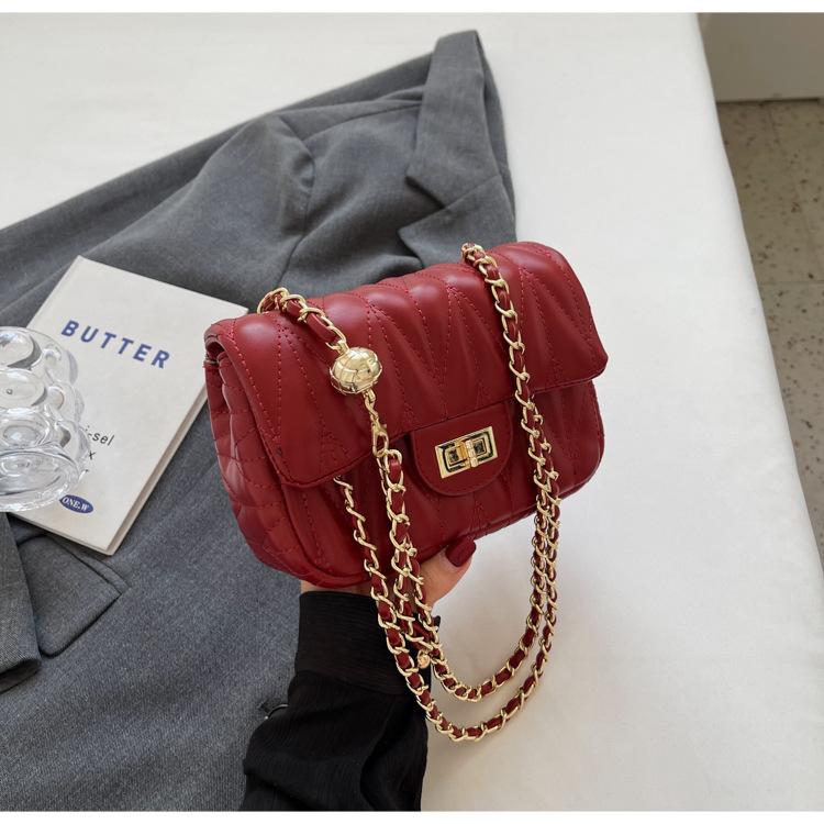 

Internet celebrity summer fashion chain armpit bag women 2025 new trendy small square bag popular shoulder messenger bag бордовый
