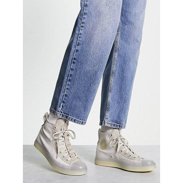 

Бежевые высокие кроссовки Converse Chuck Taylor All Star CX Explore