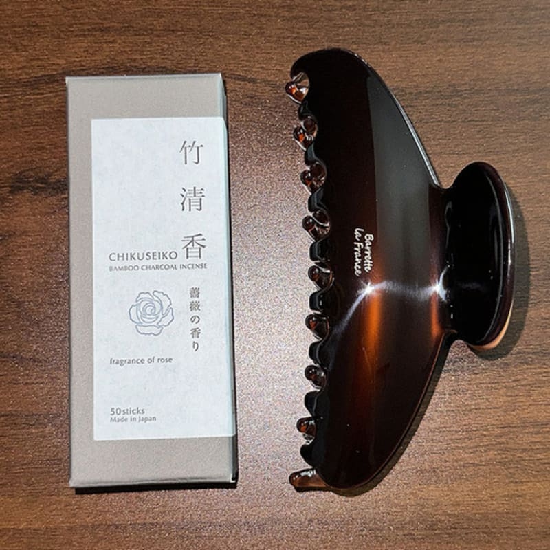 

mosxe Dark choco hair clip deep brown