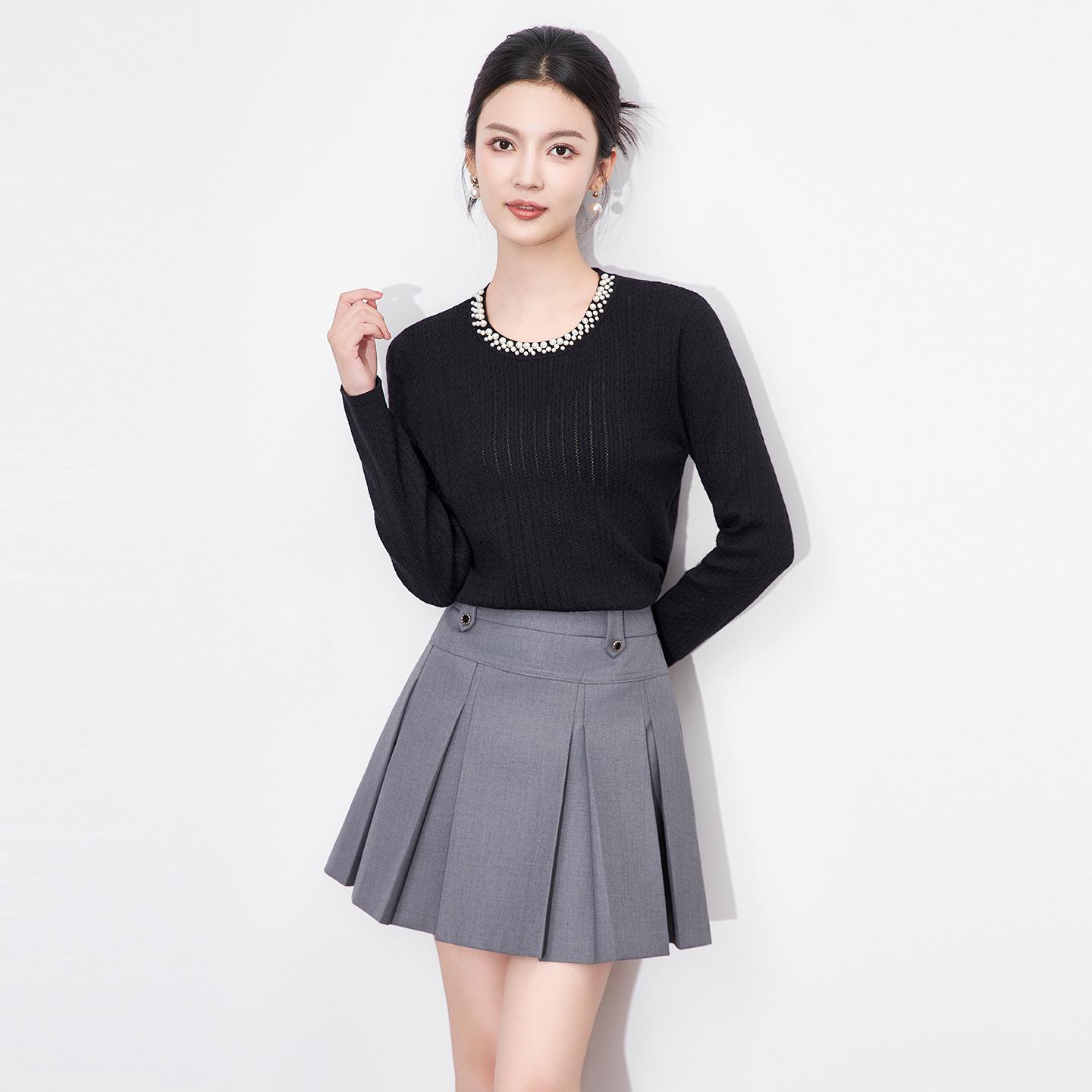 

Свитер топ с длинным рукавом, круглым вырезом, 3D вязанием «косы» и бисером для женщин в стиле «легкая роскошь» S чёрный