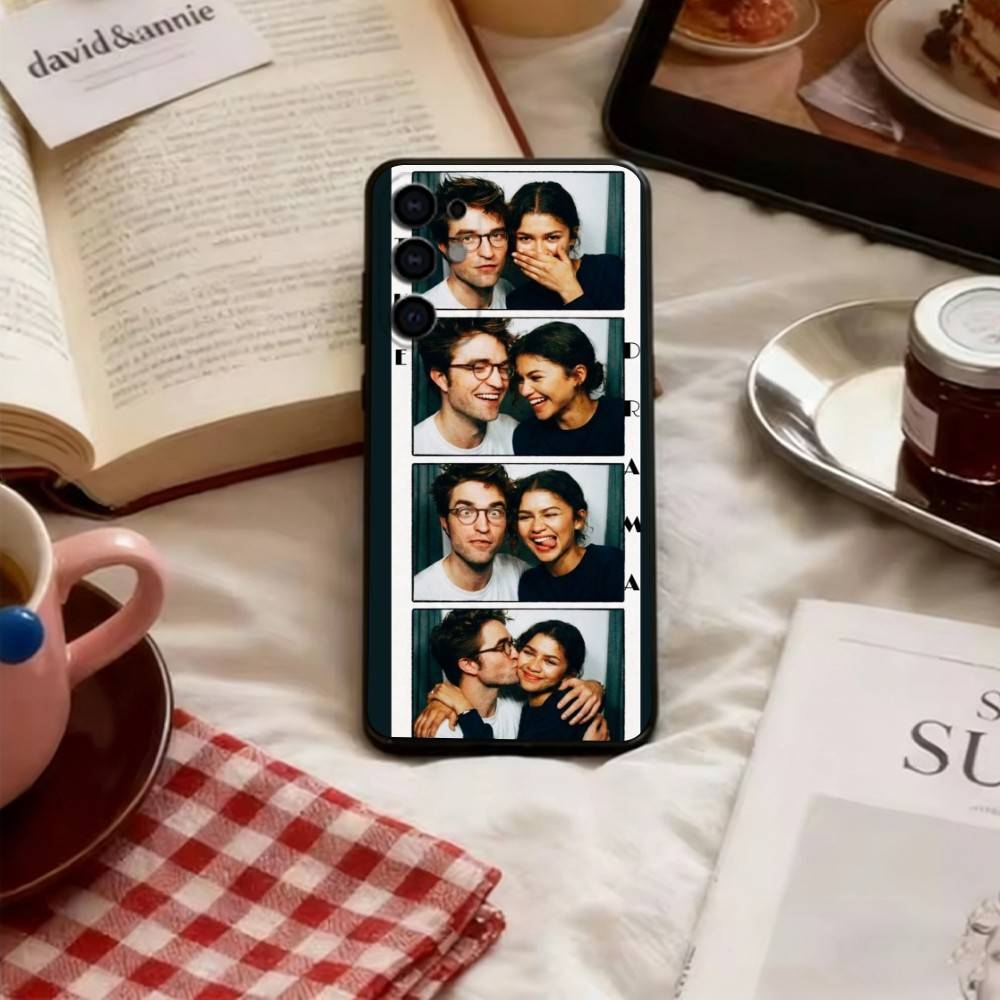 Robert Pattinson Phone Case For Samsung S25,S24,S21,S22,S23,S30,Ultra,S20,Plus,Fe,Soft Silicone Black Cover