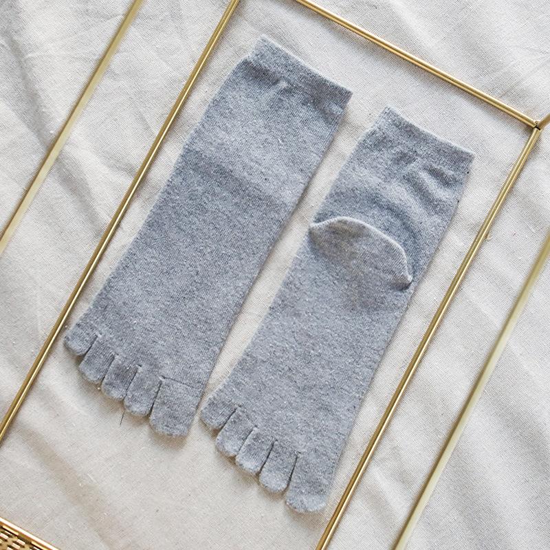 3 Pairs Man Wool Socks with Toes Autumn Winter Thermal Thick Socks Solid Color Wool Soft Warm 5 Finger Socks Casual Male Gift