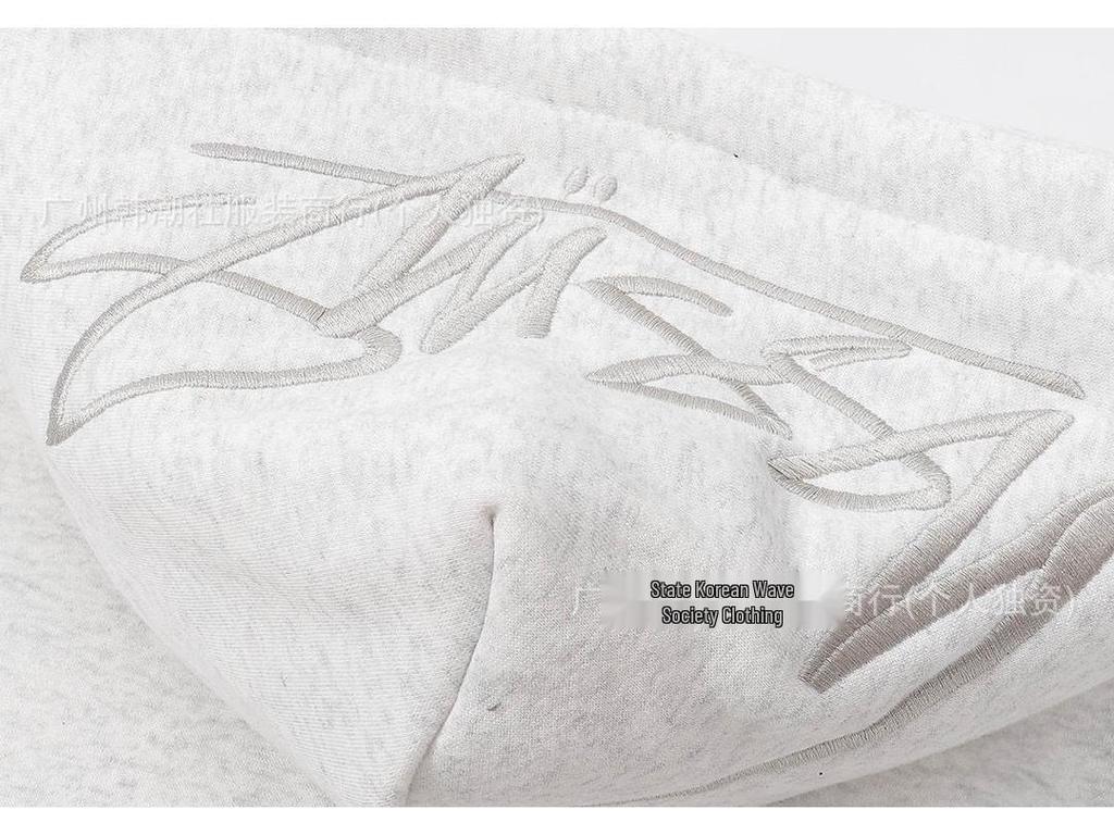 Sudadera con Aplicación Trasera SS23: Nuevo Gorro con Cremallera Retro de Alta Calle con Logo Bordado