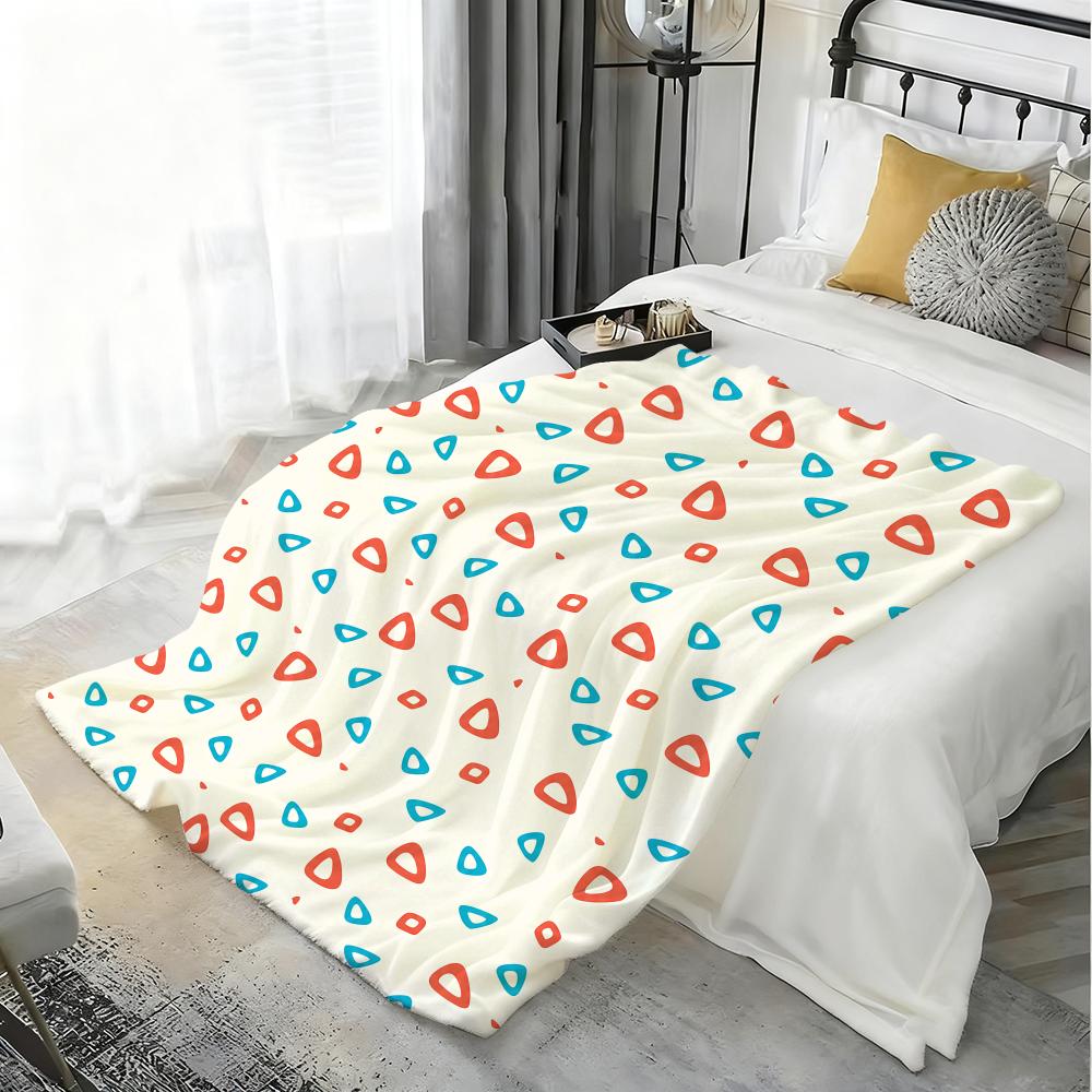 Macaronpolkadot Throw Lightweight 240G Flannel Blanket Soft Skin-Friendly For Summer Cooling