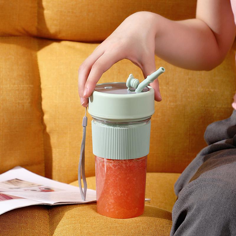 Portable USB Rechargeable Multifunctional Juicer Cup