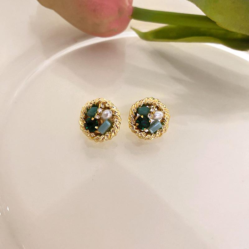 Silver needle South Korea Dongdaemun new artificial crystal round stud earrings Internet celebrity temperament versatile design earrings
