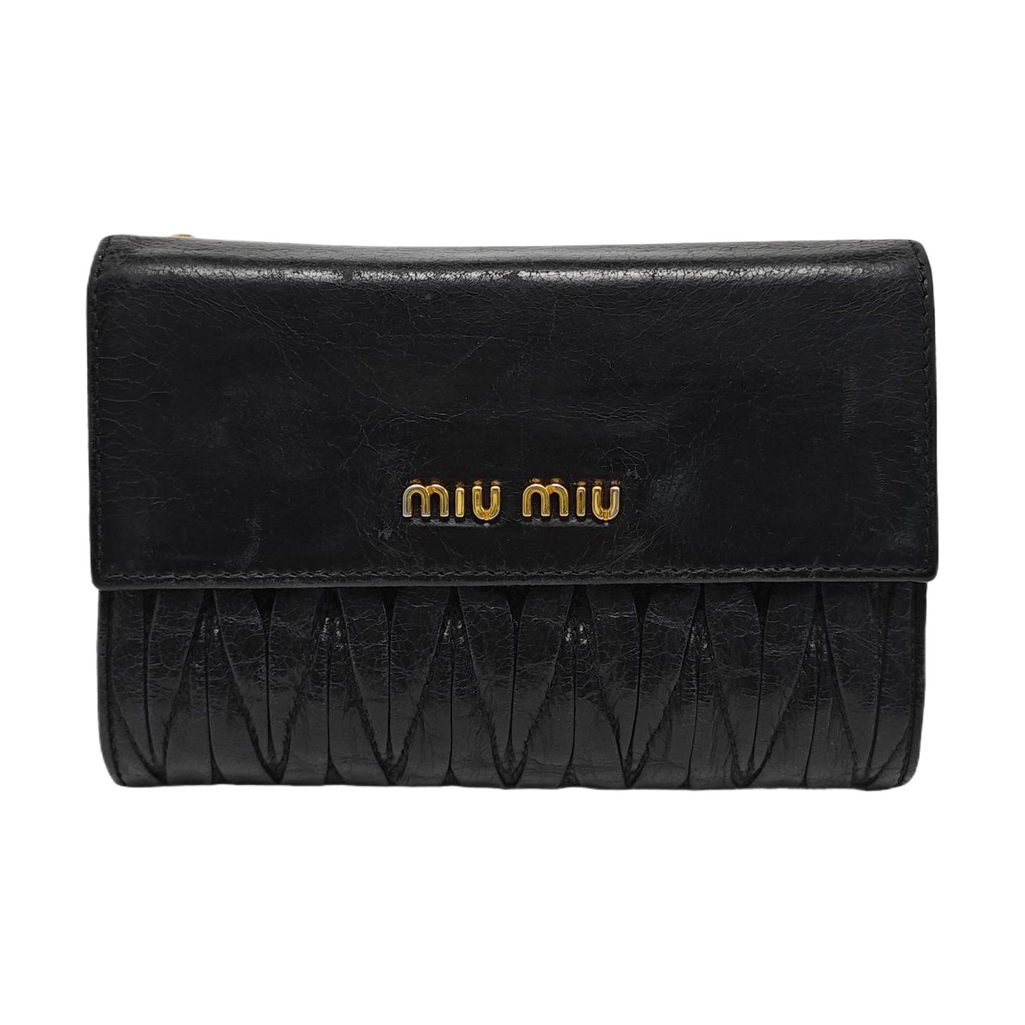 [Pre-Owned] Classic Logo Napa Leather Wallet - Good #BCN8DN ONE SIZE