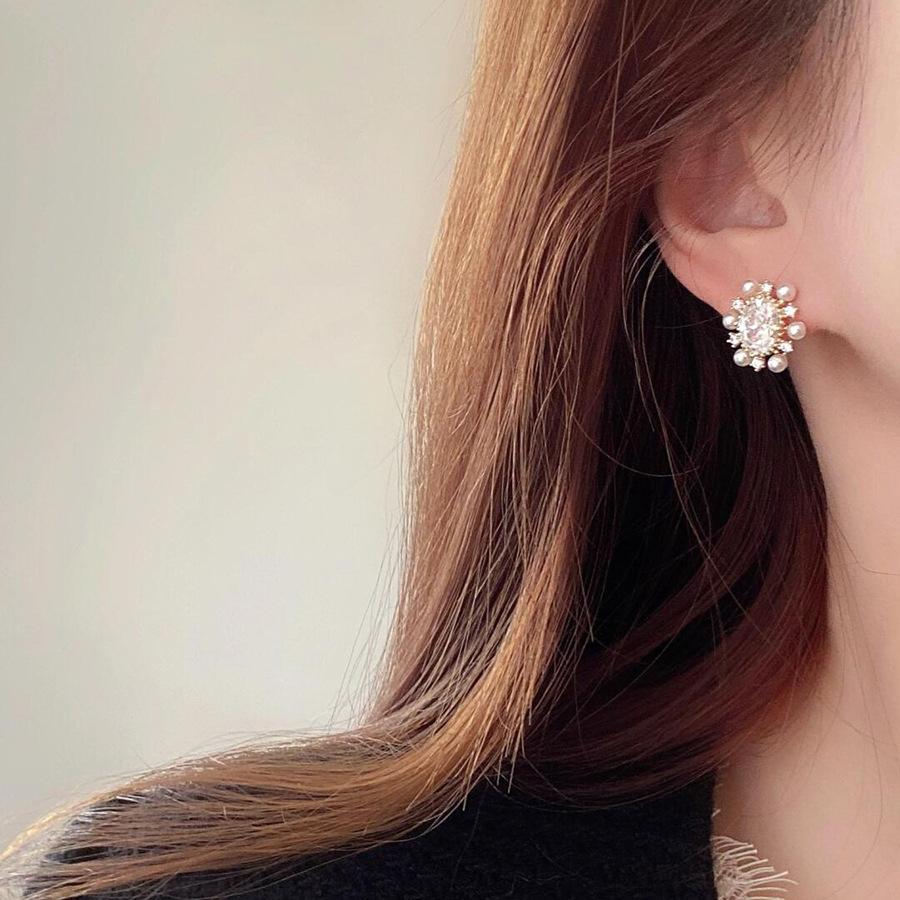 Zircon pearl oval stud earrings fashion exquisite earrings temperament earrings women's high sense