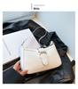 Geantă de umăr Crossbody Retro Chic Coreeană pentru Femei - Texturată, Elegantă, de Valoare Ridicată și Casual.