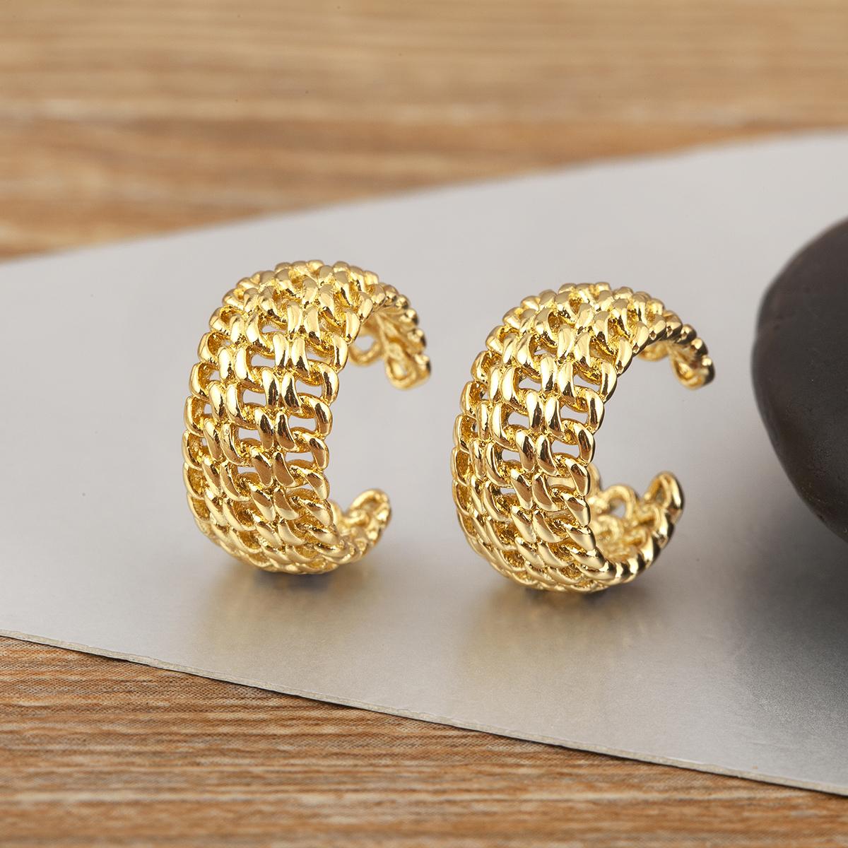 

Nidin New Fashion Shiny Crystal Zircon No Piercings Clip Earrings For Women Female Punk Style Ear Cuff Jewelry Birthday Gifts