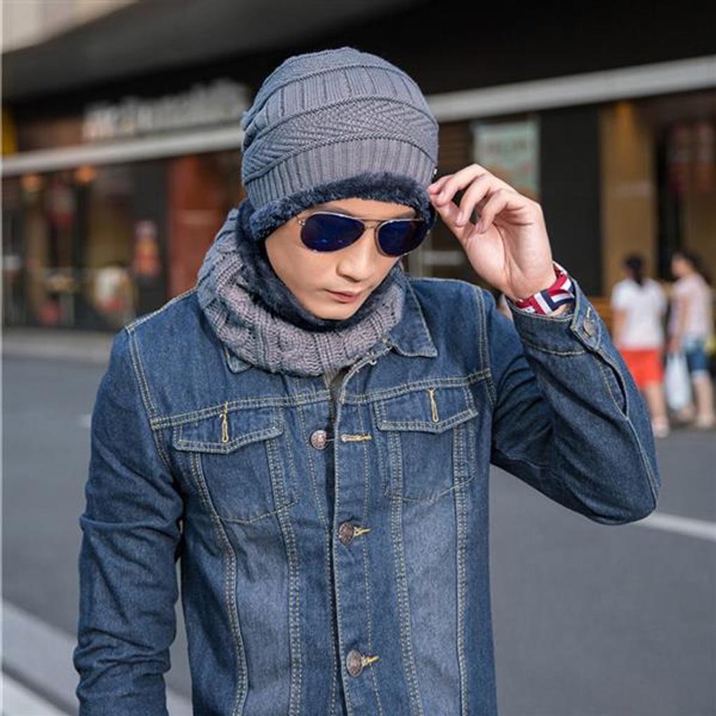 

Комплект шапка-бини и снуд/Меховая шапка-бини/Зимняя шапка