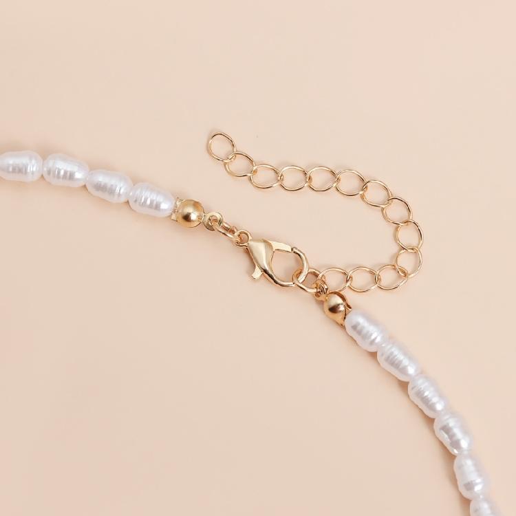 Delicate Layer Chain Chokers Necklace With Irregular Cultured Pearls And Cascading Tassels Embellishment
