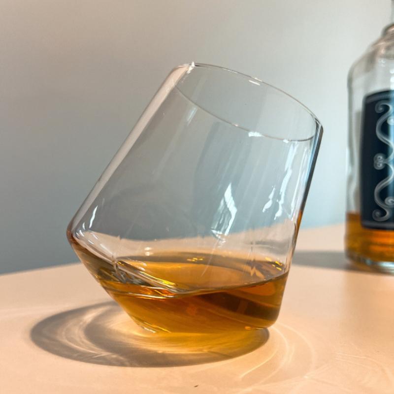 530ml Kreativer Tumbler Whiskeyglas Drehglas Personalisiertes Ausländisches Weinglas Brandy-Tassen Luxuriöser Becher für Eisspirituosen Trinkgeschirr