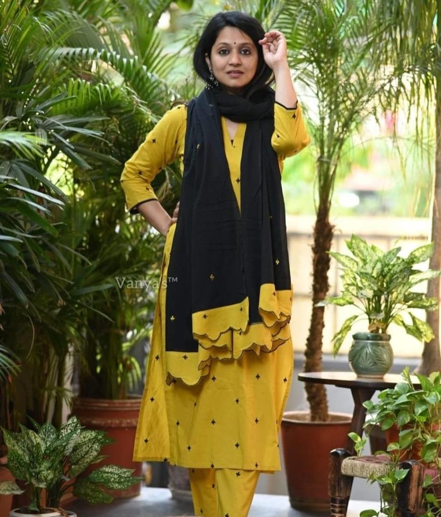 Damen Designer Kurti Hose Dupatta Set Bollywood Top Tunika Kurti Salwar Kameez Indisch Pakistanisch