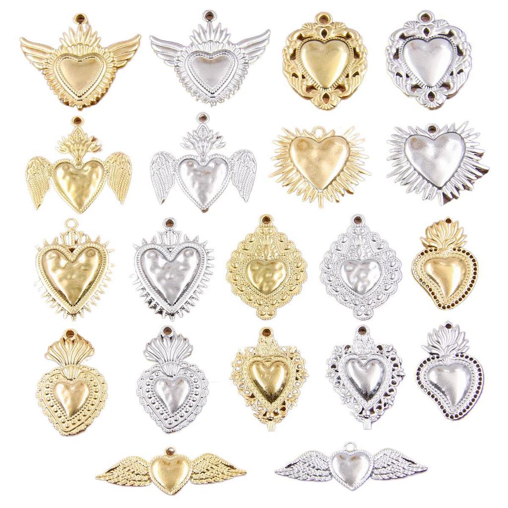 Gothic Heart Charms: Vacuum-Plated Stainless Steel Jewelry Accessories in 2 Colors and Multiple Styles for Halloween Pendants