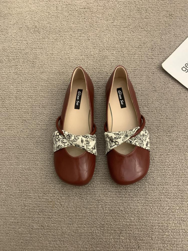 

Ретро универсальные туфли с круглой головкой и одной педалью Мэри Джейн, женские туфли из кожи, не надоедают в дороге, туфли бабушки на плоской подошве 35 красный