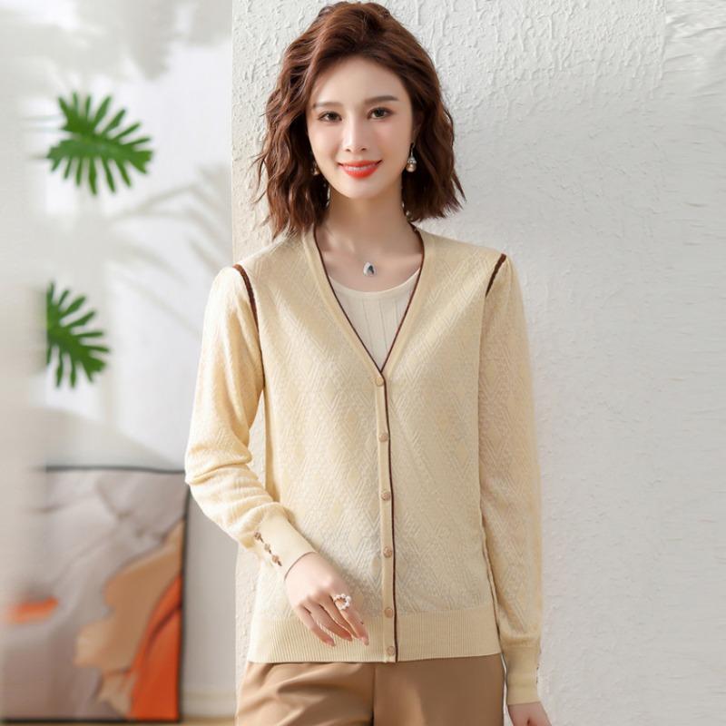 Women's knitted top cardigan spring and autumn mother's collar top small coat knitted sweater