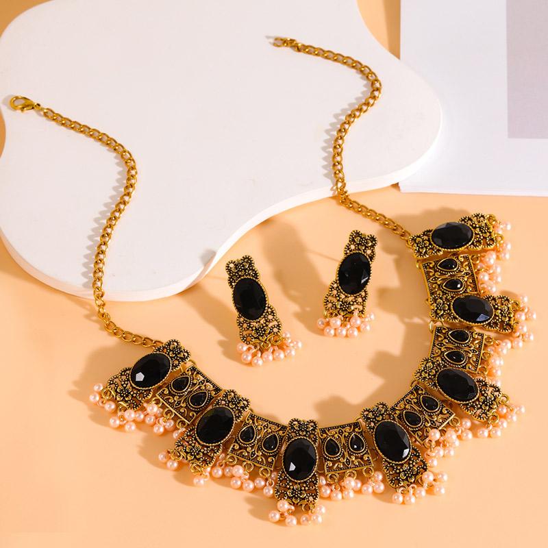Vintage Crystal Choker Necklace Inlaid Rhinestone Ethnic Style Jewelry Set Women Accessories