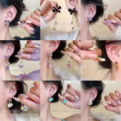 Set di Ear Cuff e Orecchini a Lobo Spicy Girl: Stile Freddo di Nicchia per Donna, Autunno/Inverno 2023