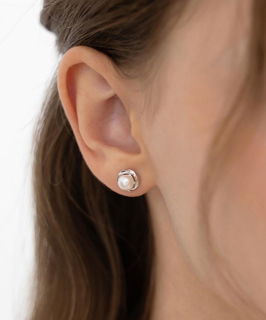 Tatiana (Silver 925) Grace Freshwater Pearl Earrings Ec3276