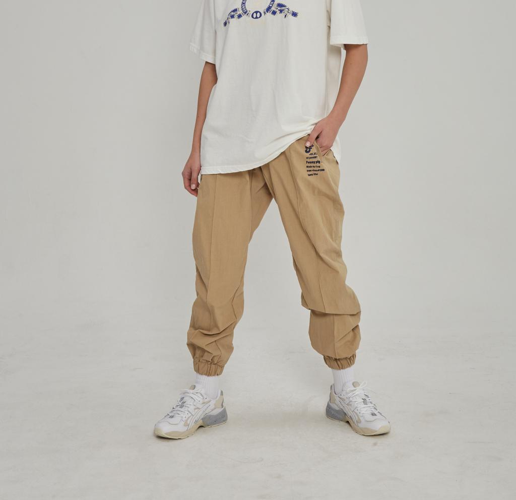 FUNNY PIG MADE Lettering Pants (Beige)