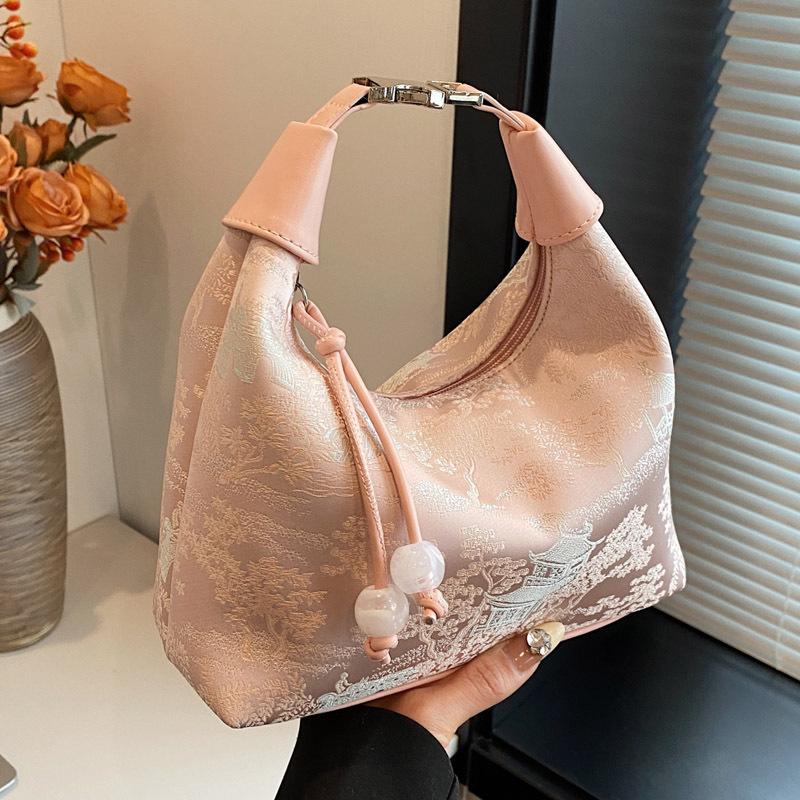 2026 new new Chinese bag women's popular Hanfu antique handbag textured shoulder messenger bag