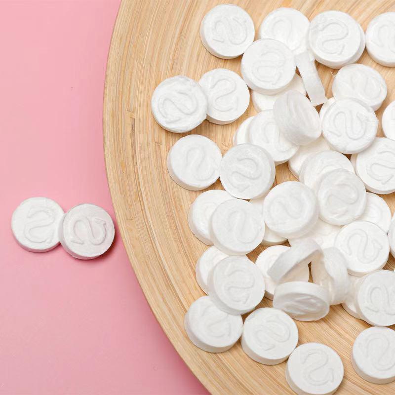 Ultra-Thin Silk Pure Cotton Compressed Facial Masks - Disposable Dry Sheets for Beauty Salon Spa, Wet Use Only