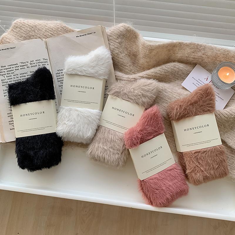 Norkový samet Dlouhé vlasy Ponožky Dámské Podzimní a Zimní spací ponožky Teplé vlněné ponožky Podlahové ponožky Polstrované Ponožky do poloviny lýtek zesílené