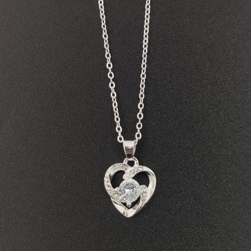 925 Sterling Silver Heart Pendant Necklace for Women - Simple, Versatile Clavicle Chain, Japanese/Korean Style, Perfect Gift for Girlfriend