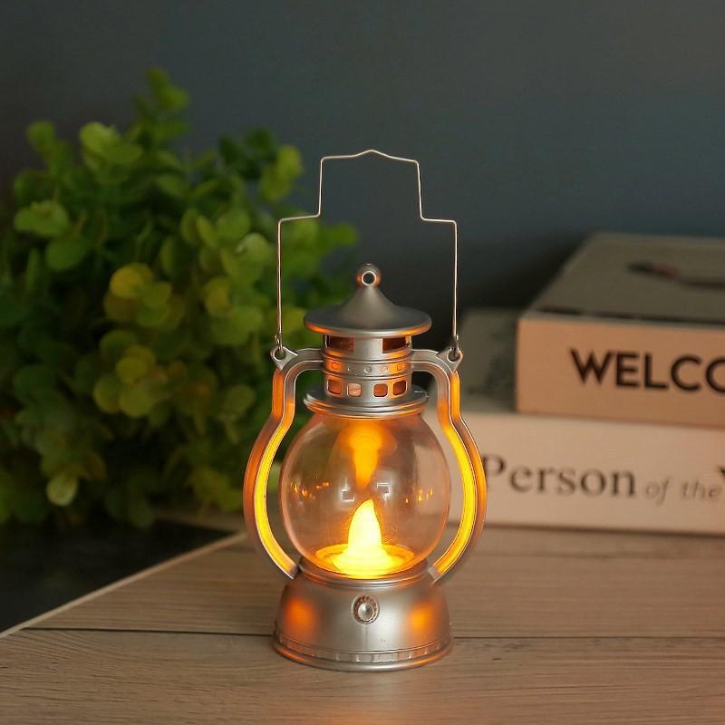 Retro LED Kerosene Lamp Candle Light - Handheld Holiday Decoration and Creative Atmosphere Ornament.