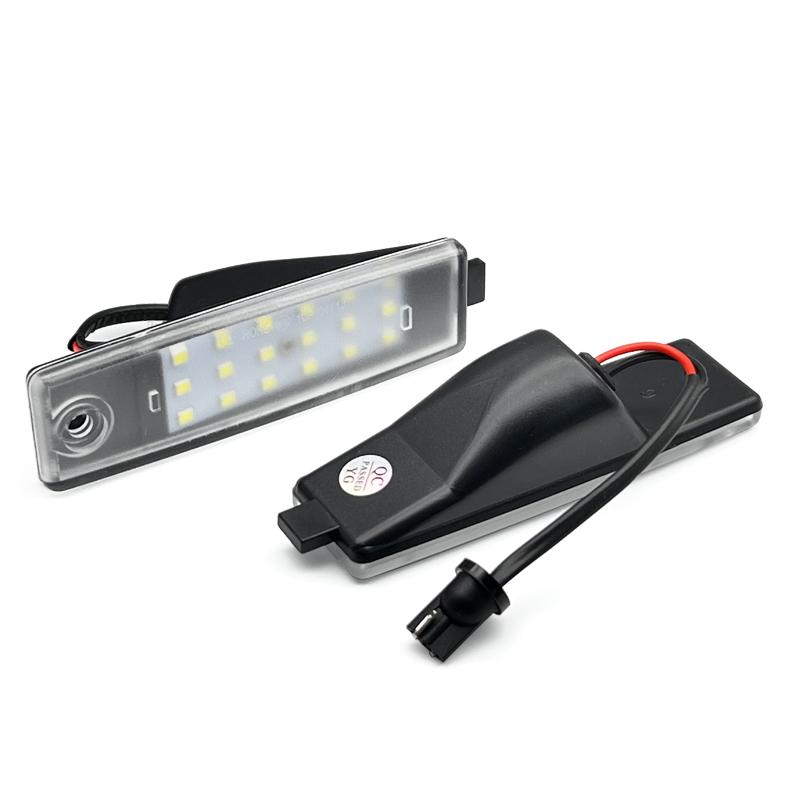 2Pcs White LED License Plate Light For Toyota Harrier Hiace Highlander Kluger Land Cruiser RAV4 Lexus RX300 Number Plate Lamp License Plate Lights 2
