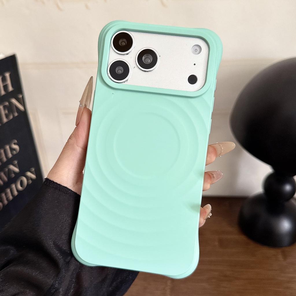 Four-corner anti-drop ripple silicone magnetic case, suitable for iPhone17PRO/official imitation silicone large hole 16PRO case