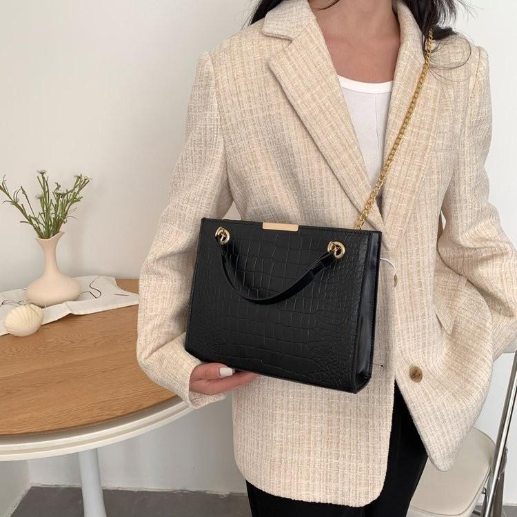 Fashionable Women s Pu Shoulder Bag 2023 Trendy Vintage Inspired Design чёрный